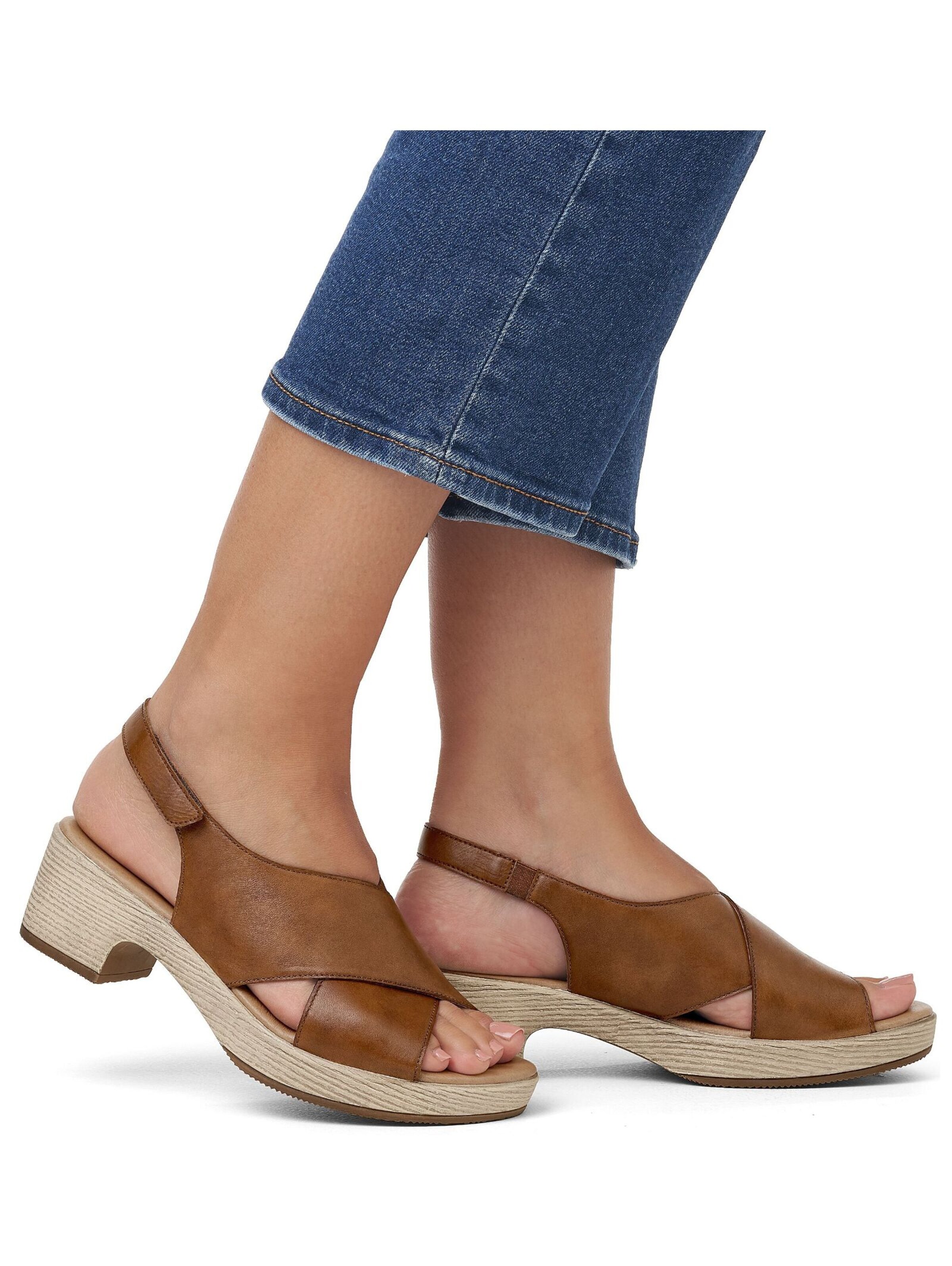 REMONTE Sandale in Braun