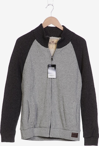 HOLLISTER Sweater & Cardigan in S in Grey: front