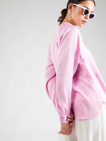 SOAKED IN LUXURY - Blusa 'Ioana' en rosa