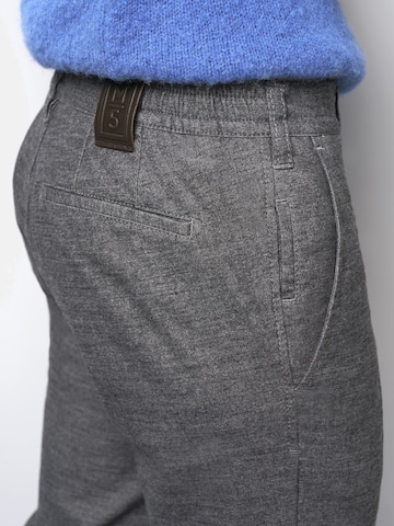 MEYER Regular Chino in Grau