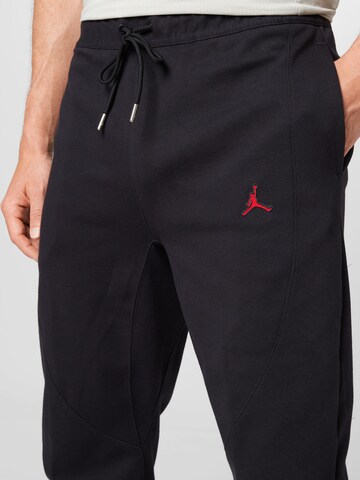 Slimfit Pantaloni sport de la Jordan pe negru