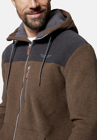 Hero Fleece Jacket in Brown