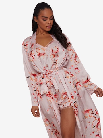 Chi Chi London Dressing Gown in Pink