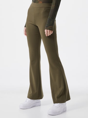 VERO MODA - Acampanado Pantalón 'Kamma' en verde: frente