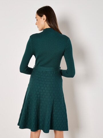 Robe ' ' Apricot en vert