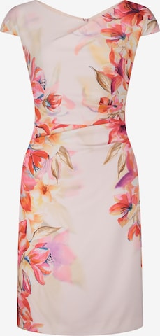 Vera Mont Sheath Dress in Pink: front