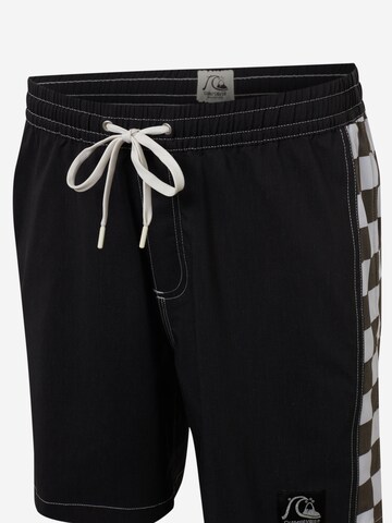 QUIKSILVER Badeshorts in Schwarz