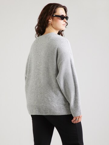 Vero Moda Curve Pullover 'VMCBoom' in Grau