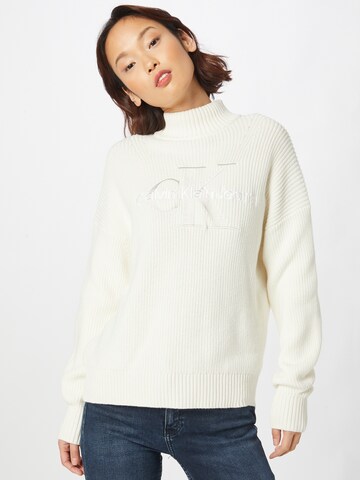 Calvin Klein Jeans Sweater in White: front