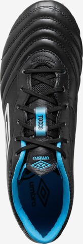 Chaussure de foot 'Tocco III Pro FG' UMBRO en noir
