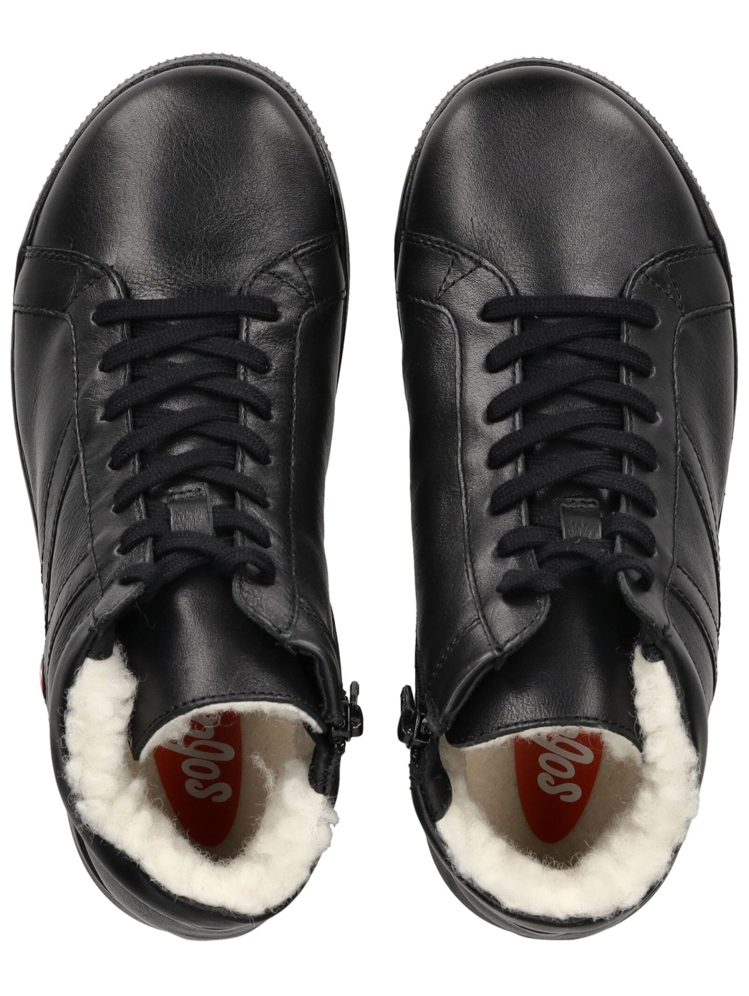 Softinos Lace-up bootie in Black