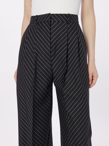 BOSS Regular Pleat-Front Pants 'Takua' in Black