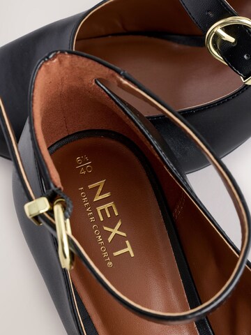Next Pumps in Black