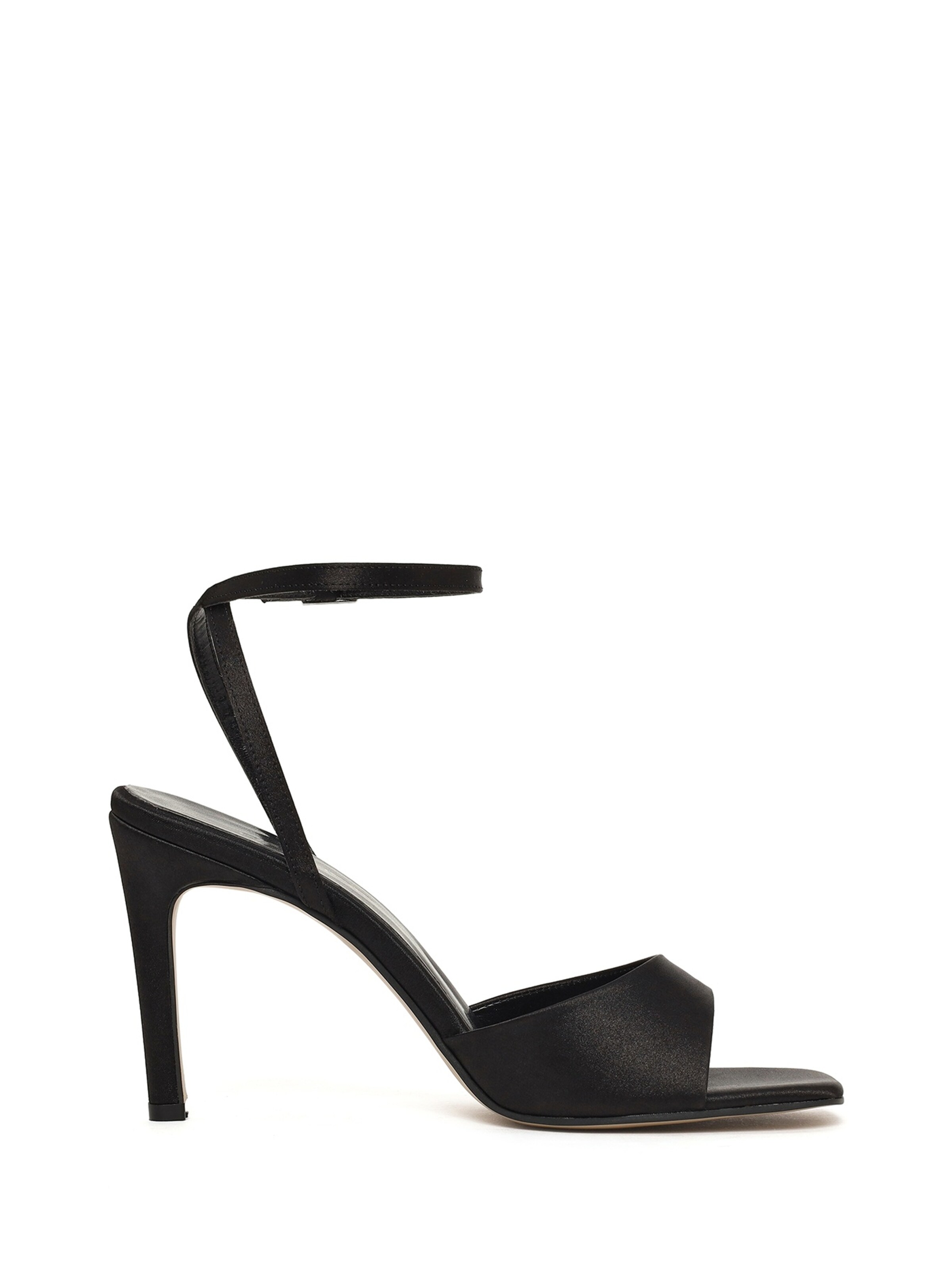 Derimod Sandalen met riem in Zwart