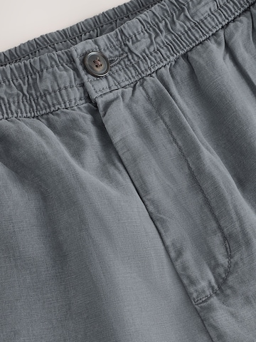 Next Regular Shorts in Blau