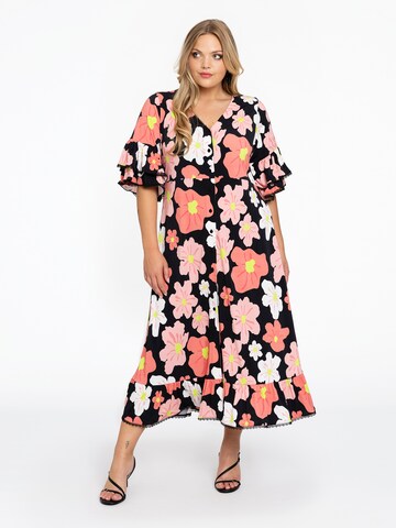 Robe Yoek en rose