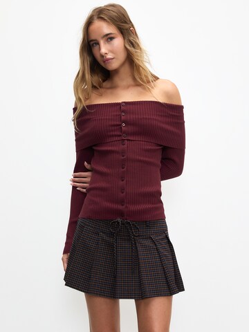 Giacchetta di Pull&Bear in rosso: frontale