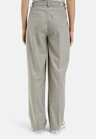 Smith&Soul Regular Trousers with creases in Grey