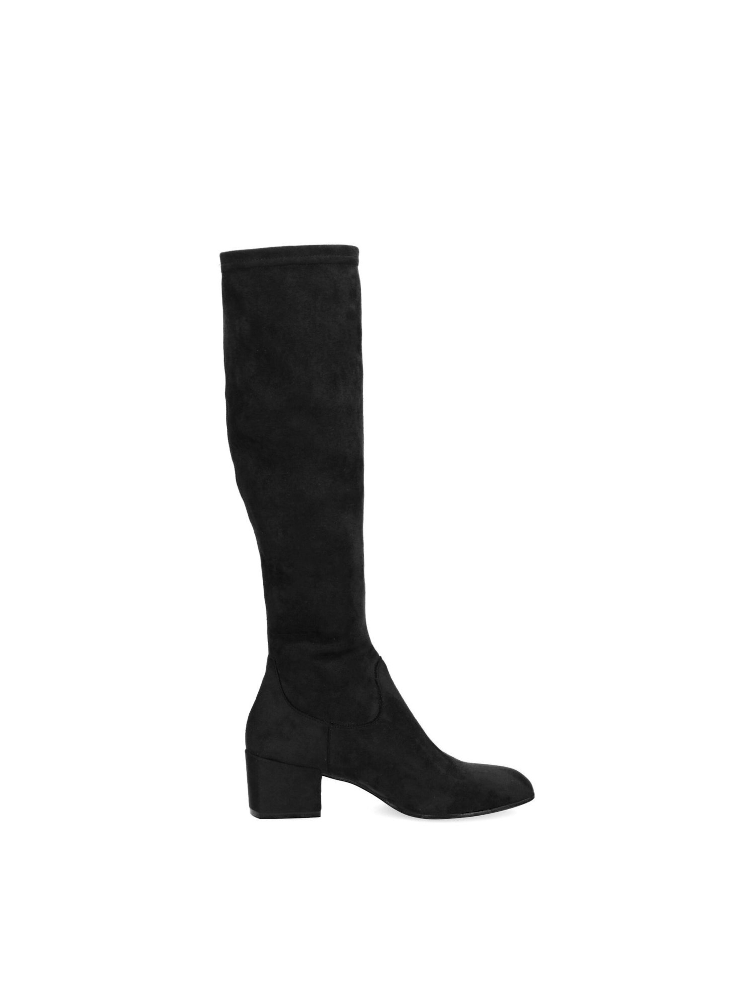 MANFIELD Boots in Black