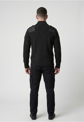 Brandit Strickjacke in Schwarz