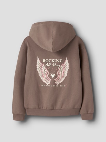 NAME IT Sweatshirt in Bruin