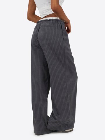 Wide leg Pantaloni di BRAVE SOUL in grigio