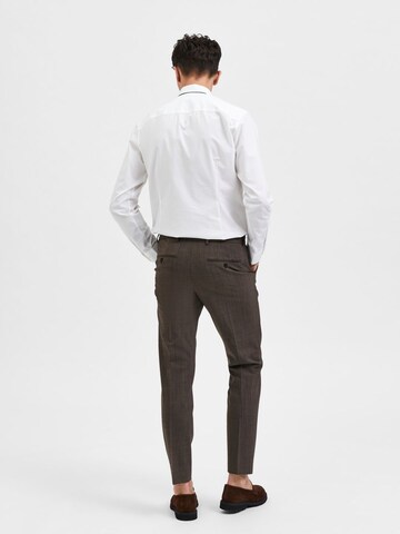 Slimfit Pantaloni con piega frontale 'Elon' di SELECTED HOMME in marrone