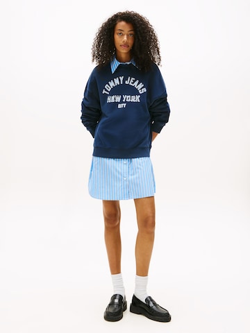 Tommy Jeans Свитшот в Синий