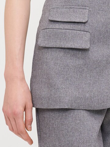 Vero Moda Tall Kamizelka do garnituru w kolorze szary