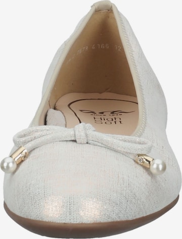 ARA Ballet Flats in White