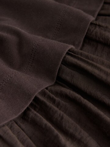 Abito di Next in marrone