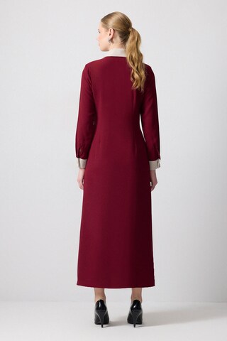 Robe-chemise Touche Prive en rouge