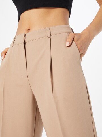 LENI KLUM x ABOUT YOU Loosefit Pantalon 'Eva' in Beige