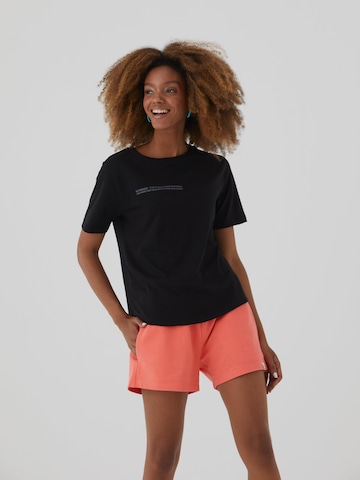 Rockupy Shorty 'Shanice' in Orange: front