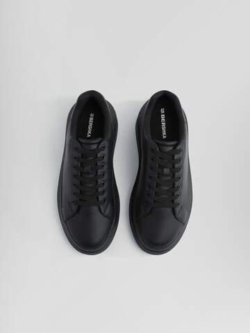 Bershka Platform trainers in Black