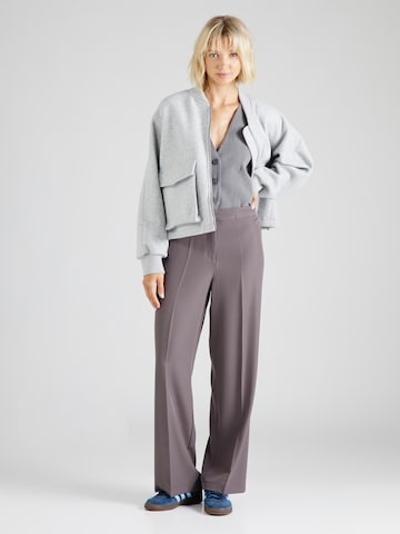 ONLY Regular Pleat-Front Pants 'LAURA' in Grey