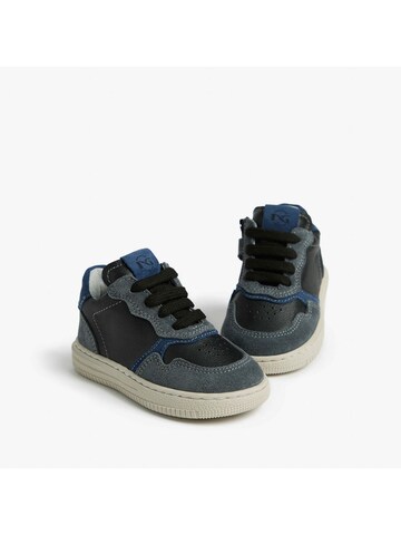 Baskets Nero Giardini en gris