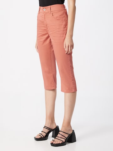 QS Slimfit Broek in Oranje: voorkant