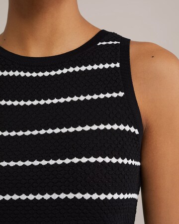WE Fashion Top in Schwarz