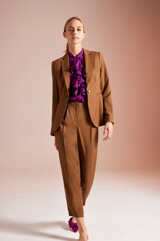 MORE & MORE Regular Suorat housut värissä ruskea