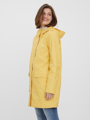 Manteau mi-saison VERO MODA en jaune