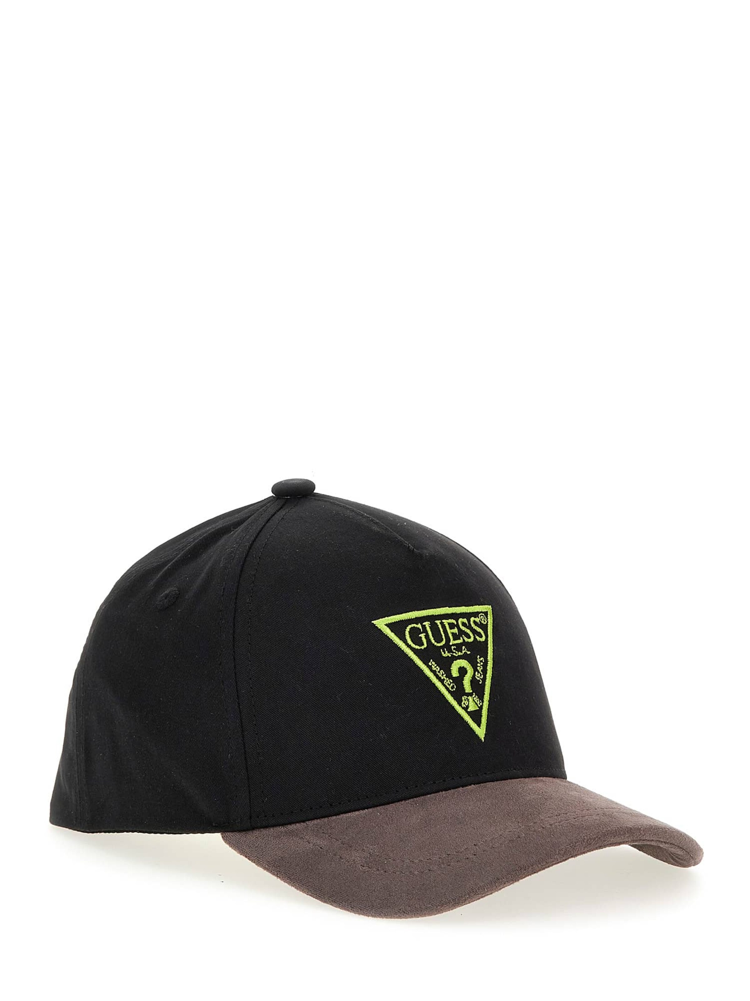 GUESS Hat in Black