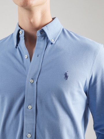 Polo Ralph Lauren Средняя посадка Рубашка в Синий