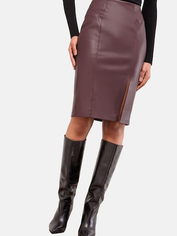 Lipsy Φούστα σε κόκκινο: μπροστά