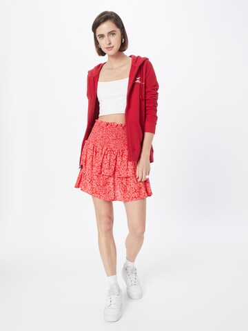 Trendyol - Falda en rojo