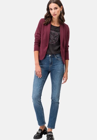 zero Blazer in Red