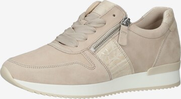 GABOR Sneakers laag in Beige: voorkant