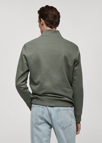 MANGO MAN Sweatshirt in Green