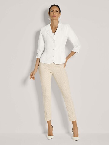 MADELEINE Blazer in Weiß