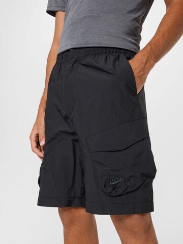 Nike Sportswear - Loosefit Pantalón cargo en negro